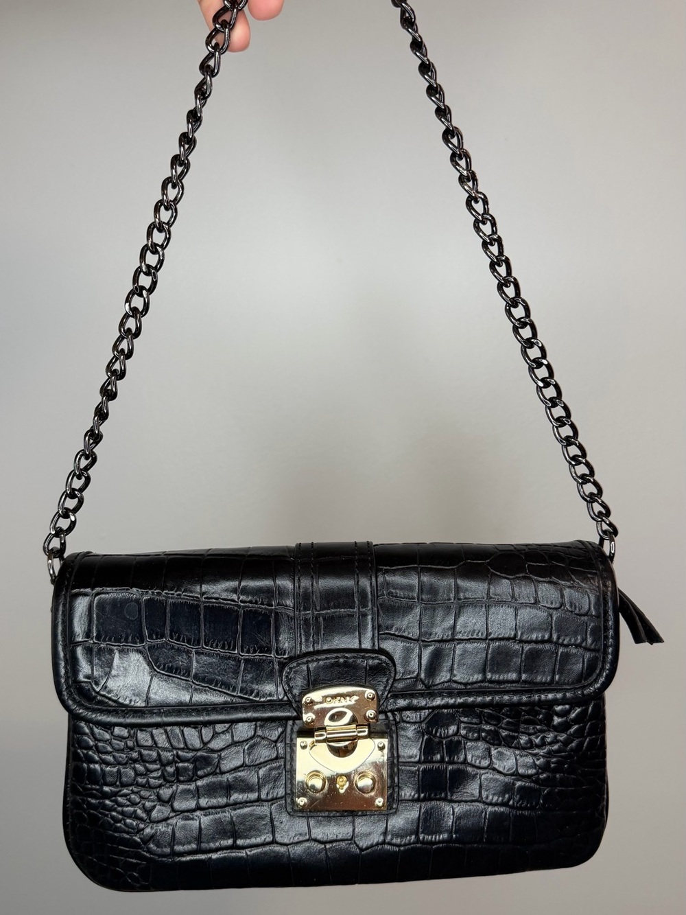 DYNKY Black Croc-Embossed Chain Shoulder
